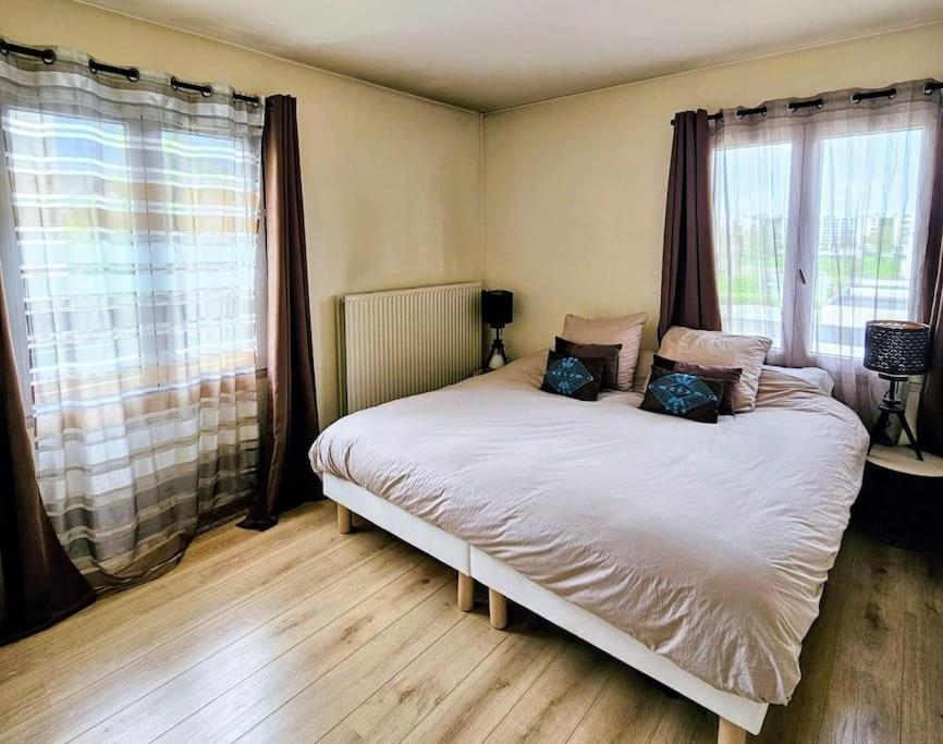 Appartement Spacieux Silencieux Lognes Eksteriør bilde